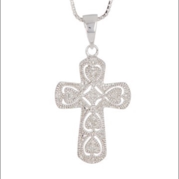 Savvy Cie Jewelry - Savvy Cie Silver Filigree & Diamond Cross Necklace